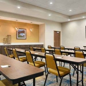 Professional meeting and conference room at Hampton Inn By Hilton, Salt Lake City Cottonwood.