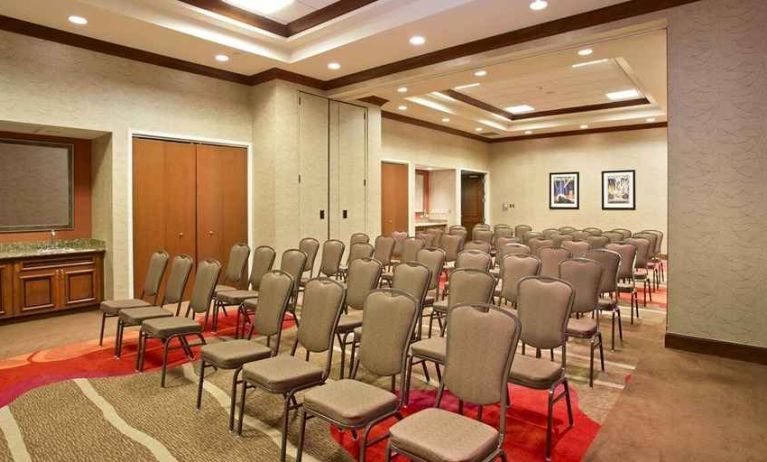 Professional meeting room and conference room at Hilton Garden Inn Chicago/Midway Airport.