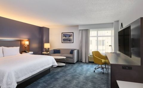 Hotel Hampton Inn Washington-Downtown-Convention Center image