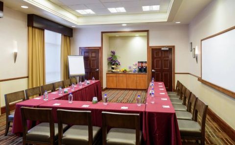 Hotel Hampton Inn Washington-Downtown-Convention Center image