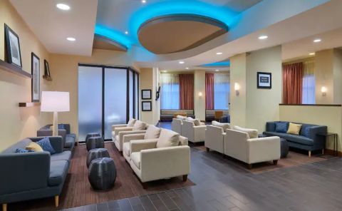 Hotel Hampton Inn Washington-Downtown-Convention Center image