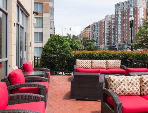 Hotel Hampton Inn Washington-Downtown-Convention Center image