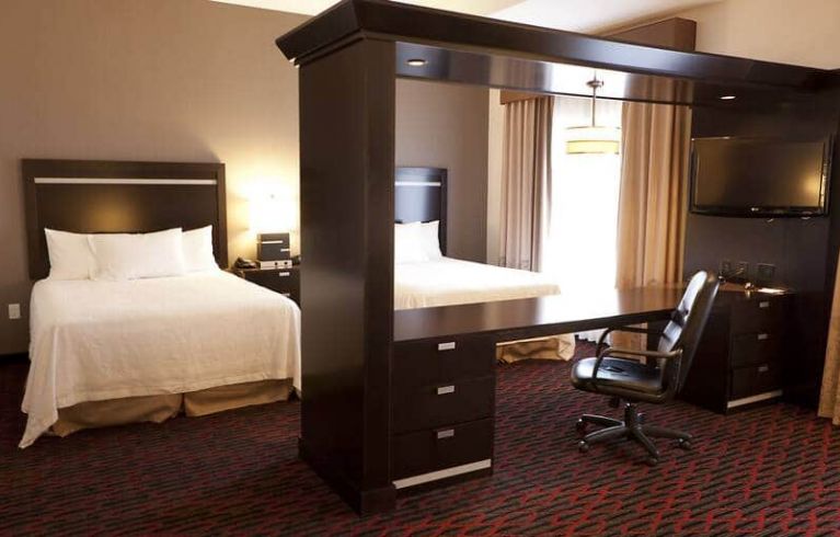 Hampton Inn & Suites Lethbridge, AB. CN, Lethbridge