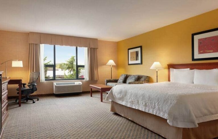 Hampton Inn & Suites By Hilton Langley-Surrey, Surrey