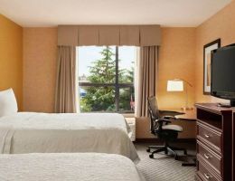 Hampton Inn & Suites By Hilton Langley-Surrey, Surrey