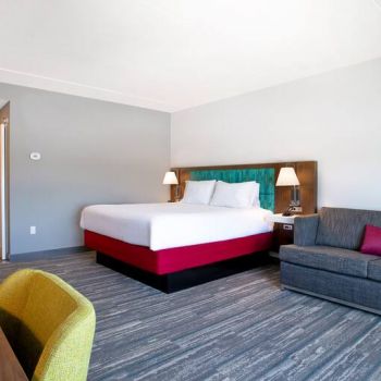 Hotel Hampton Inn & Suites Ottawa West image