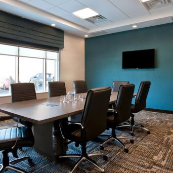 Hotel Hampton Inn & Suites Ottawa West image