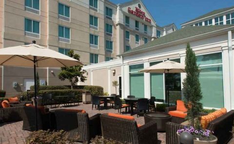 Hotel Hilton Garden Inn Tallahassee Central image