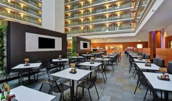 Embassy Suites By Hilton Chicago Magnificent Mile