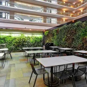 Hotel Embassy Suites By Hilton Chicago Magnificent Mile image