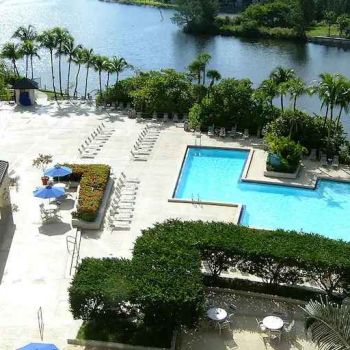 Hotel Hilton Miami Airport Blue Lagoon image