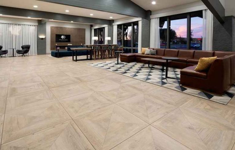 DoubleTree By Hilton Hotel Bakersfield, Bakersfield