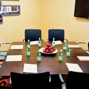 dedicated work area and business desks for all business meetings at Homewood Suites by Hilton Rockville-Gaithersburg.