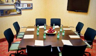 dedicated work area and business desks for all business meetings at Homewood Suites by Hilton Rockville-Gaithersburg.
