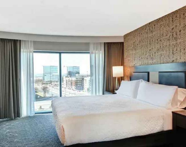 Embassy Suites By Hilton Minneapolis-Airport