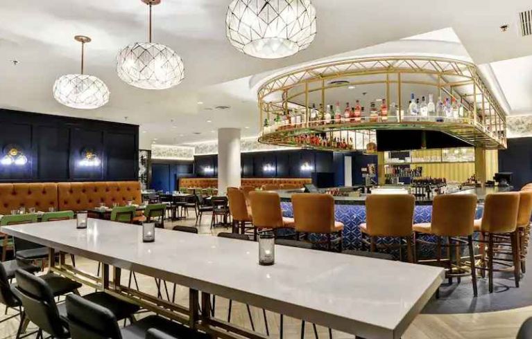 Embassy Suites By Hilton Minneapolis-Airport, Bloomington