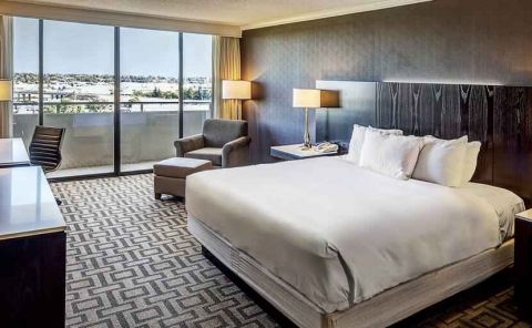 Hotel Hilton Sacramento-Arden West image