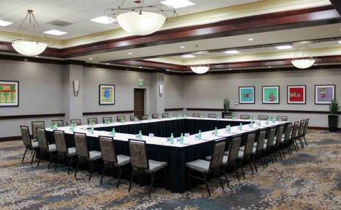 Hotel Hilton Sacramento-Arden West image