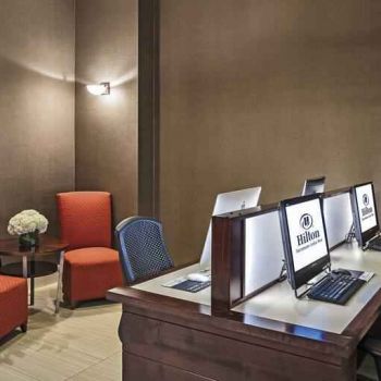 Hotel Hilton Sacramento-Arden West image