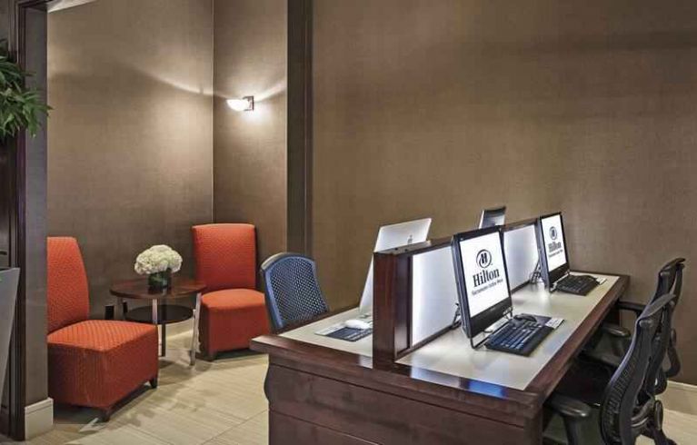 Hilton Sacramento-Arden West, Sacramento