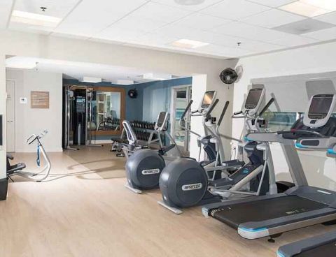 Hotel DoubleTree By Hilton Charlotte-Gateway Village image