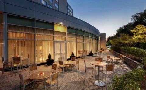Hotel Hilton Baltimore BWI Airport image