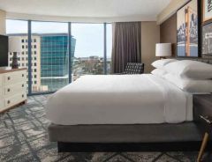 Hotel Embassy Suites By Hilton San Francisco Airport image