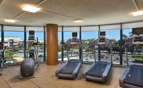 Hotel Embassy Suites By Hilton San Francisco Airport image