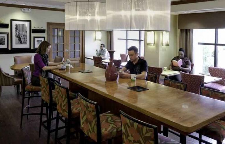 Hampton Inn Springfield South Enfield, Enfield