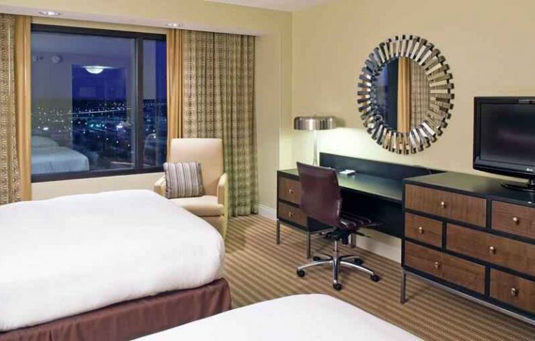 Hilton Omaha, Omaha