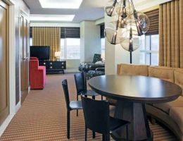 Hilton Omaha, Omaha