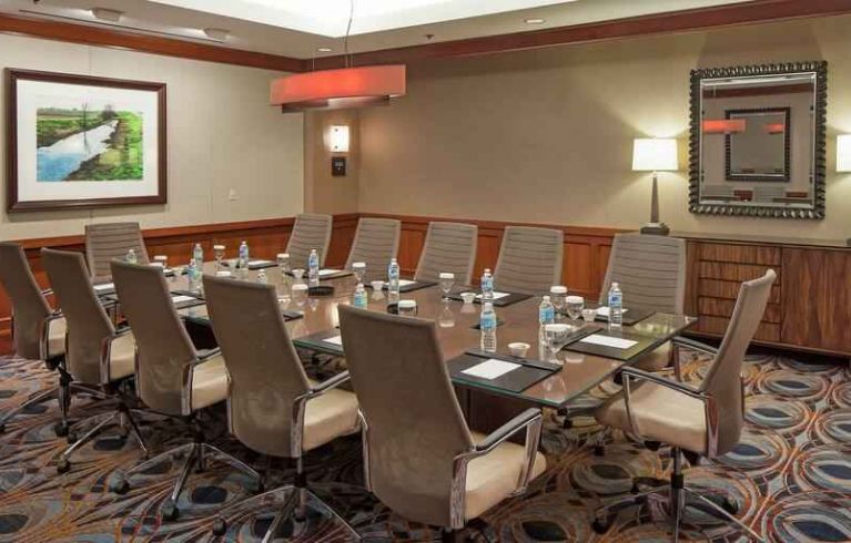Hilton Omaha, Omaha