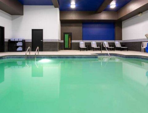 Hotel Hilton Garden Inn Hays image