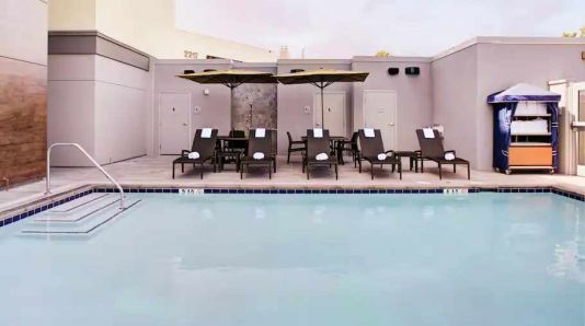 Hampton Inn & Suites By Hilton-Irvine/Orange County Airport, Irvine