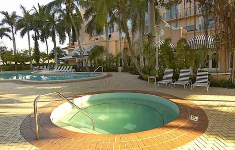 Embassy Suites By Hilton Miami - International Airport, Miami