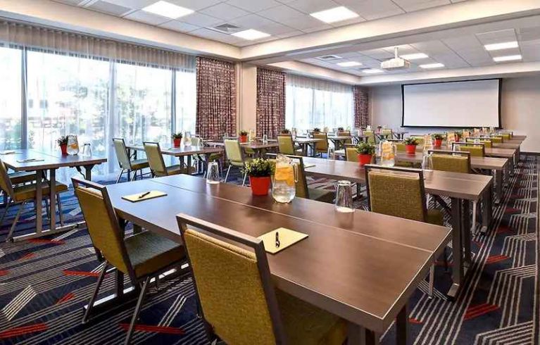 Hampton Inn & Suites Las Vegas Convention Center, Las Vegas