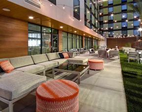 comfortable outdoor coworking space at Home2 Suites by Hilton Las Vegas Convention Center.