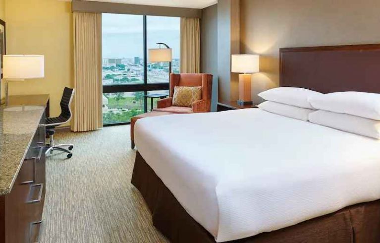 Doubletree By Hilton San Antonio Airport, San Antonio