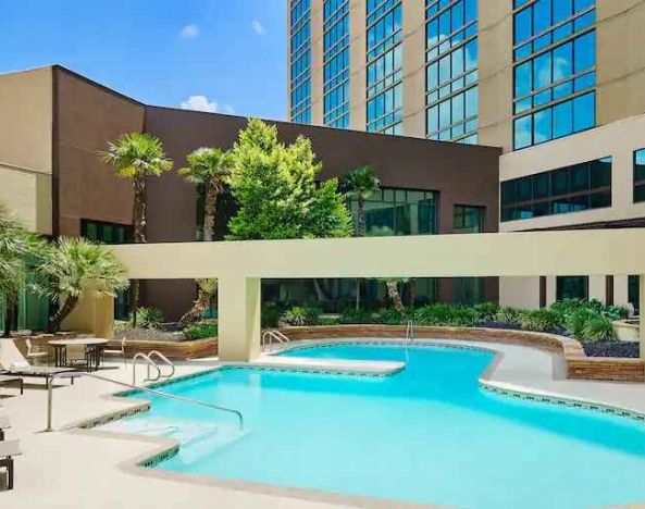 Doubletree By Hilton San Antonio Airport