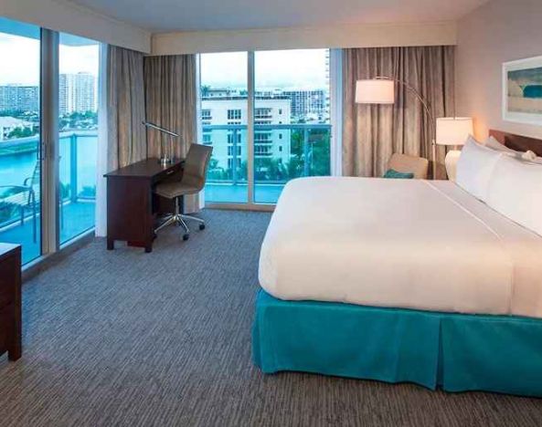 DoubleTree Resort By Hilton Hollywood Beach