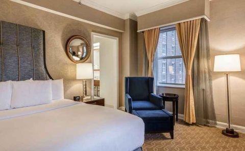 Hotel Hilton Milwaukee-City Center image