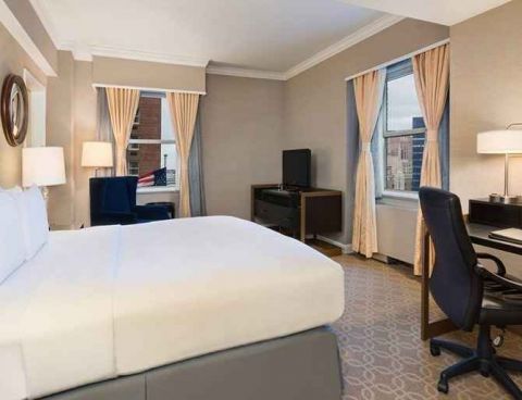 Hotel Hilton Milwaukee-City Center image