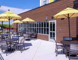Hilton Garden Inn Kansas City Airport, Kansas City
