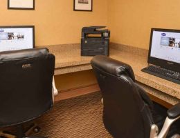 Hampton Inn & Suites Pueblo-Southgate, Pueblo