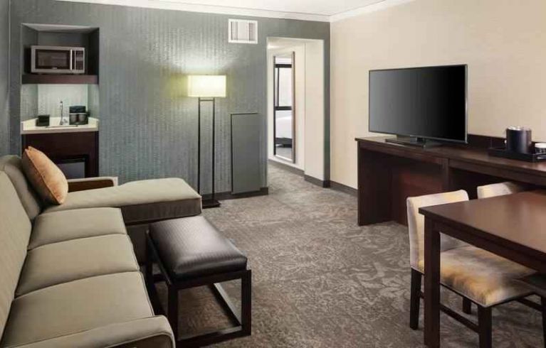 Embassy Suites By Hilton Tysons Corner, Vienna