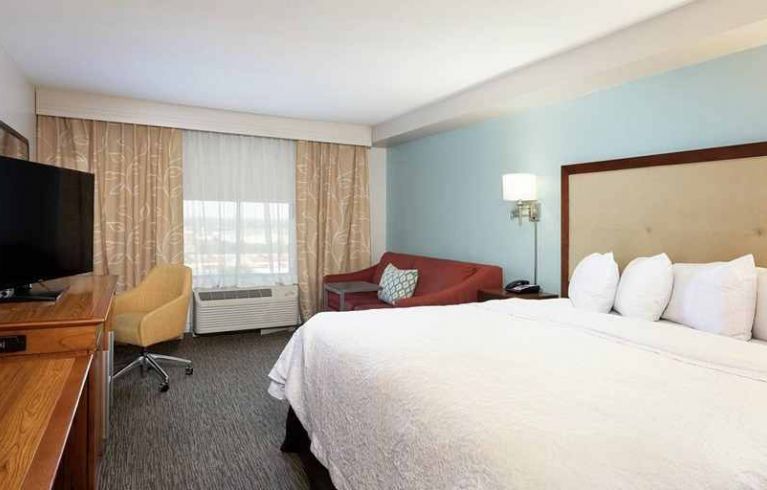 Hampton Inn & Suites Austin Airport, Austin