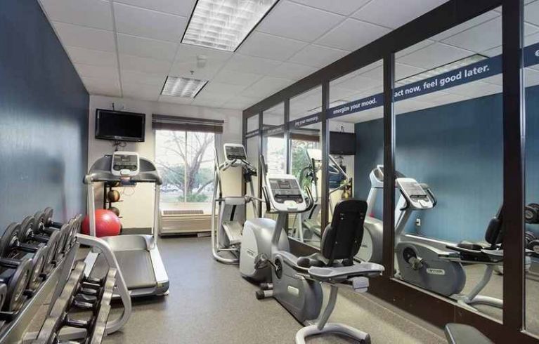 Hampton Inn & Suites Austin Airport, Austin