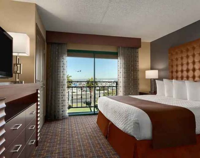 Embassy Suites By Hilton Los Angeles International Airport South