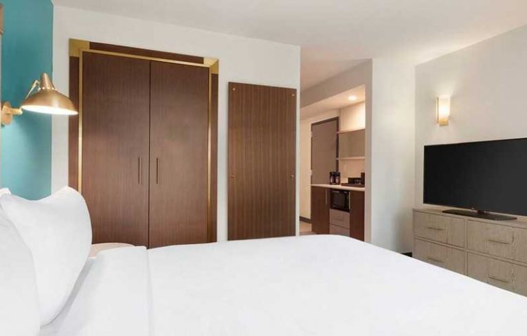Embassy Suites By Hilton Boulder, Boulder