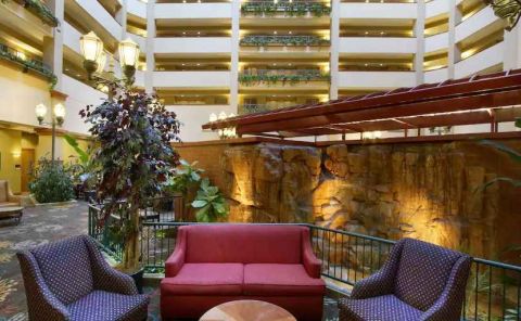 Hotel Embassy Suites By Hilton Charleston Airport Convention Ctr image
